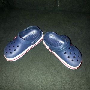 Used toddler size 9 Crocs